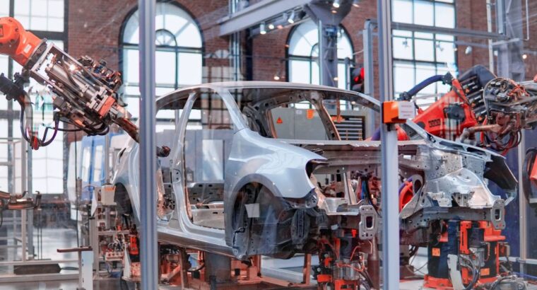 What technology and components need for Electric Vehicle Manufacturing Business in Dubai?