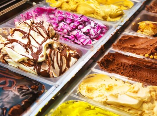 How to Set Up an Ice Cream Parlor in Dubai