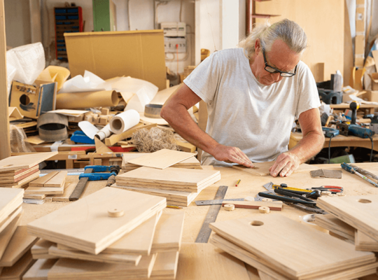 How do I start a successful handmade product business in dubai