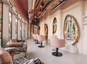 Beauty salon for sale in Dubai