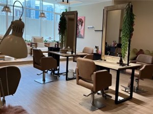 Fully operational ladies salon for sale in Dubai