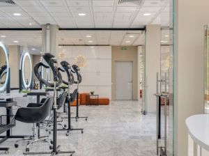 Fully equipped beauty salon for sale in Dubai