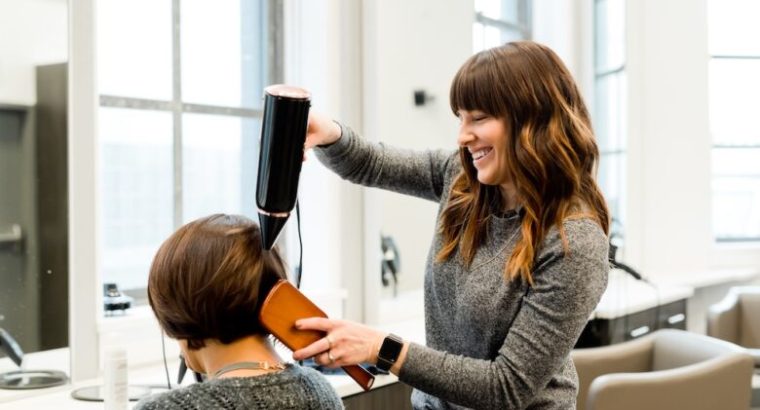 Running ladies salon for sale in Dubai