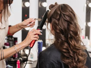 Running ladies saloon for sale in Dubai