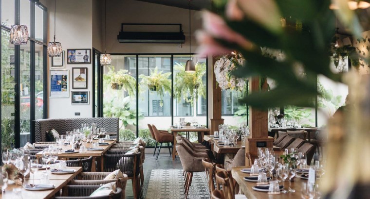 Fully furnished restaurant for sale in D...