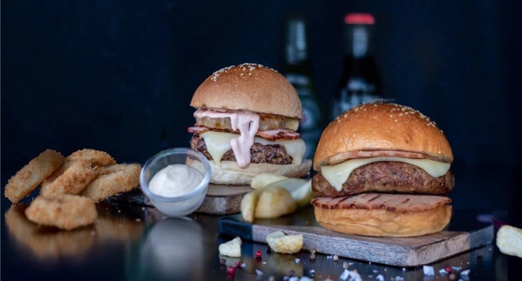 Well running steak burger house for sale in Dubai