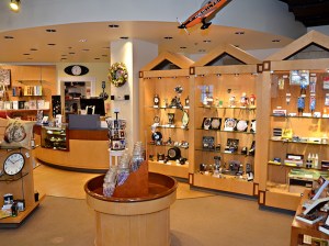 Well running gift shop for sale in Duba
