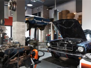 Well running auto garage for sale in Dubai